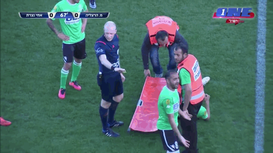 Israeli Soccer Medics Don't Know How To Use A Stretcher, Drop Injured Player