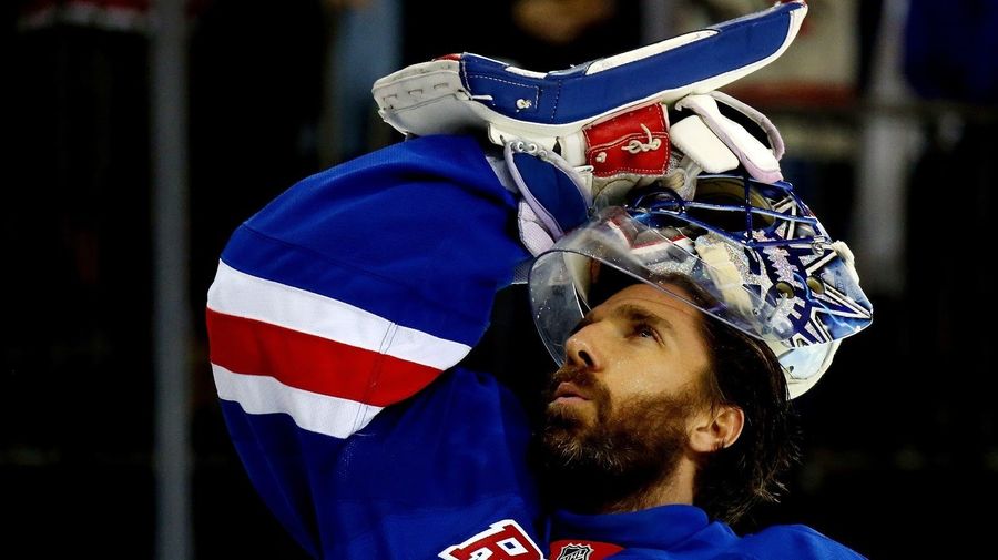 Heart condition sidelines Henrik Lundqvist for season