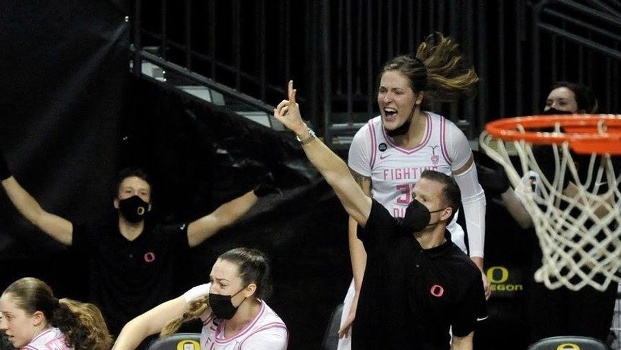 Oregon’s Sedona Prince lays bare on social media the second-rate conditions of NCAA women’s tourney