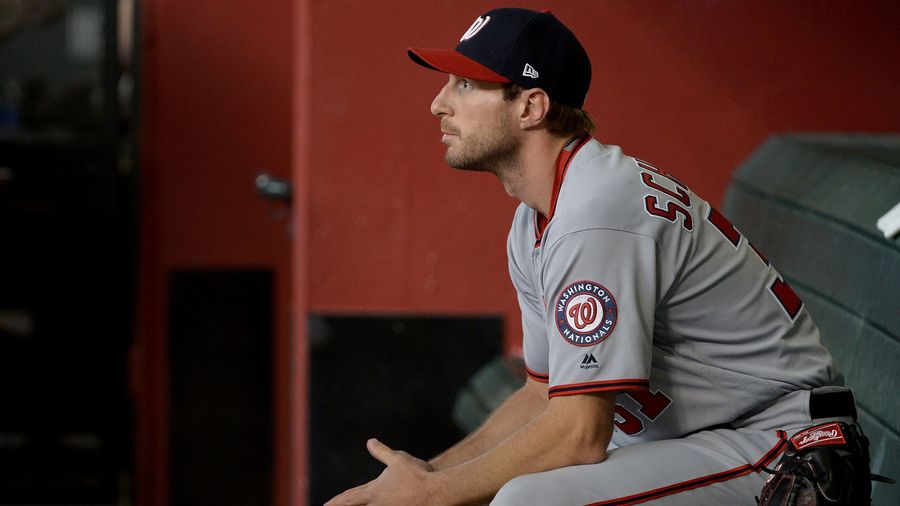 Max Scherzer Smacks First Career Dinger, Leaves Game With Injury