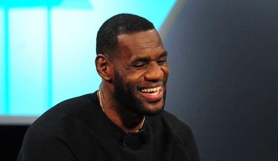 Did LeBron James Get Hair Plugs Or What?