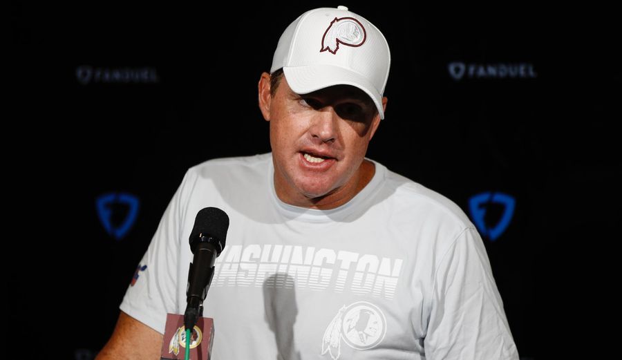 Jay Gruden&#39;s Players Are Pissed After He Inexplicably Made Adrian Peterson A Healthy Scratch