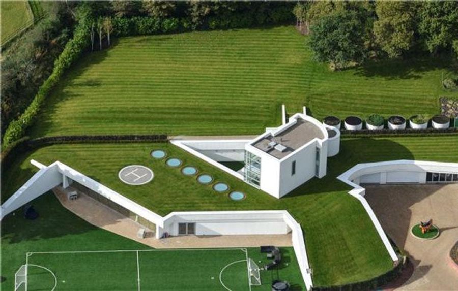 Mario Balotelli's Supposed New House Is Cool And Good