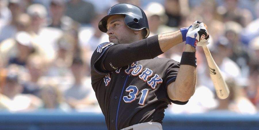 Mike Piazza Shits On St. Louis And Major League Soccer At The Same Time, Achieves Glory