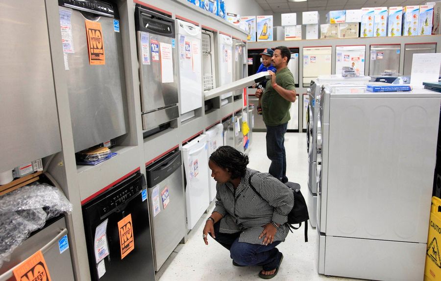 What's The Best Way To Load A Dishwasher?