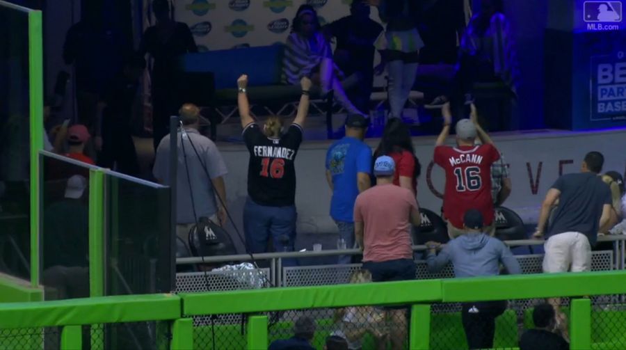 Marlins Fan Goes Swimming For Giancarlo Stanton Home Run Ball