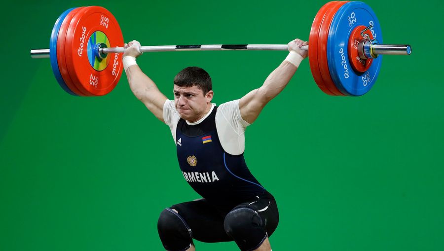 Armenian Weightlifter Suffers Horrifying Elbow Injury [Graphic]