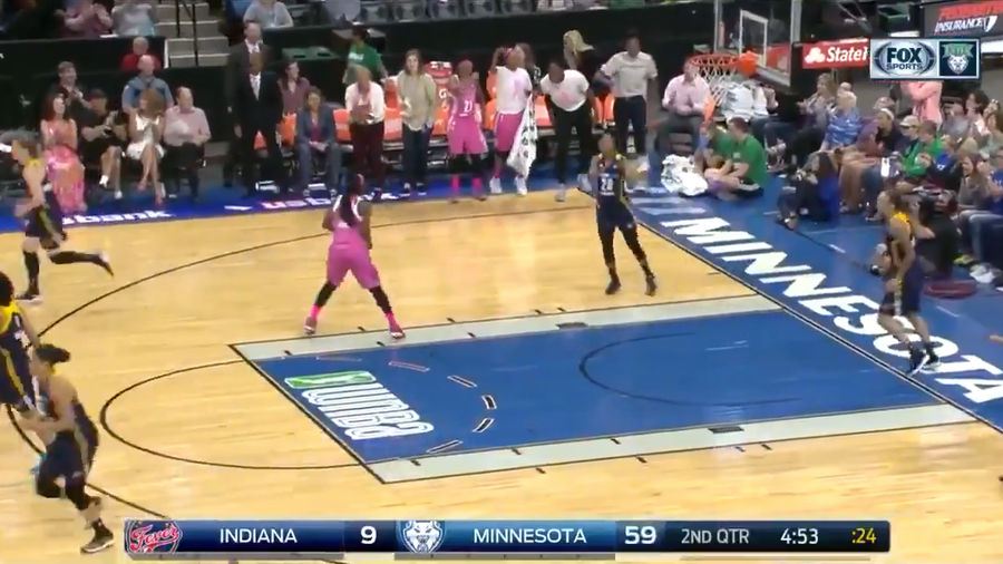 There Was A Hysterically Lopsided Blowout In The WNBA Last Night