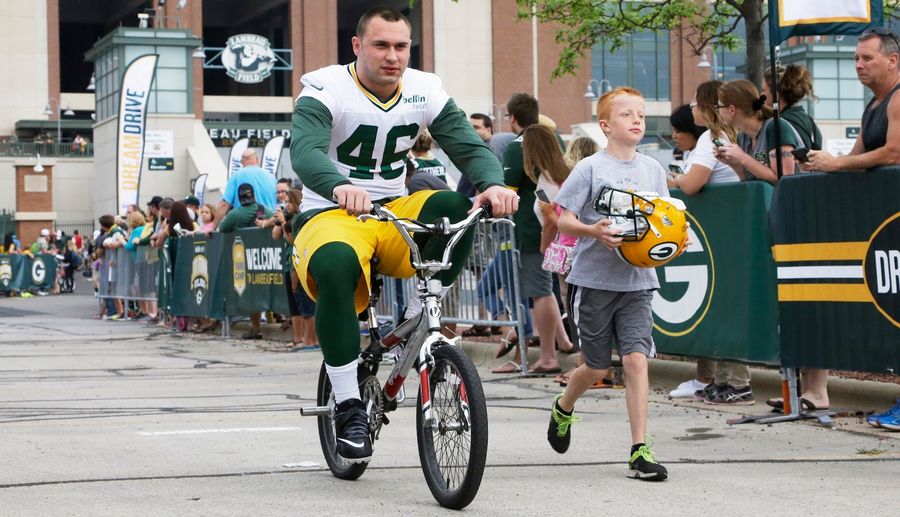 Former Oregon Tight End Colt Lyerla On The Run After Escaping From Corrections Center [Update]