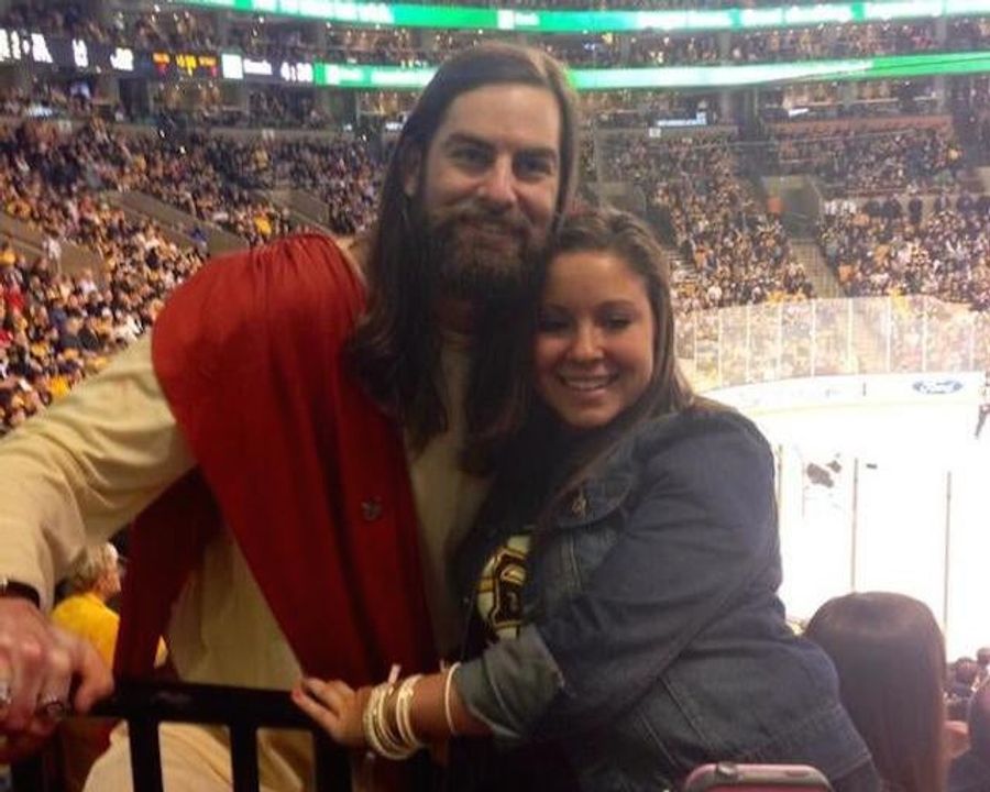Jesus Showed Up At Today&#39;s Red Wings-Bruins Game