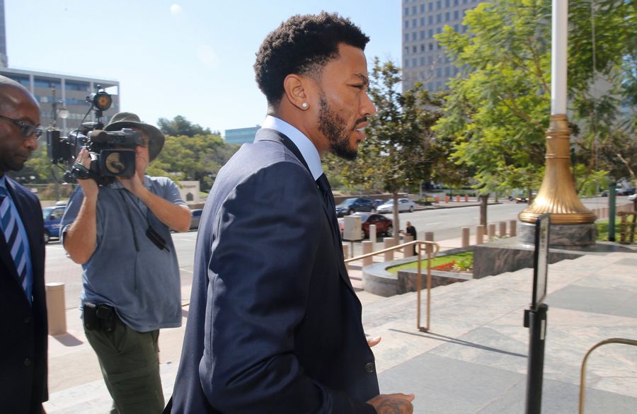Derrick Rose&#39;s Friend Says He Wanted To Set The Mood During His Turn With Jane Doe