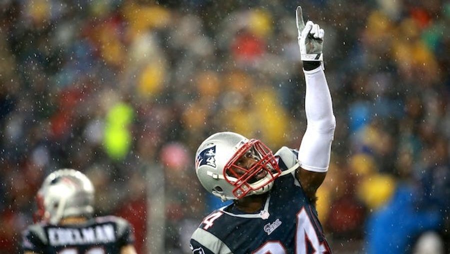 Darrelle Revis Argues With Instagram Trolls [Update]