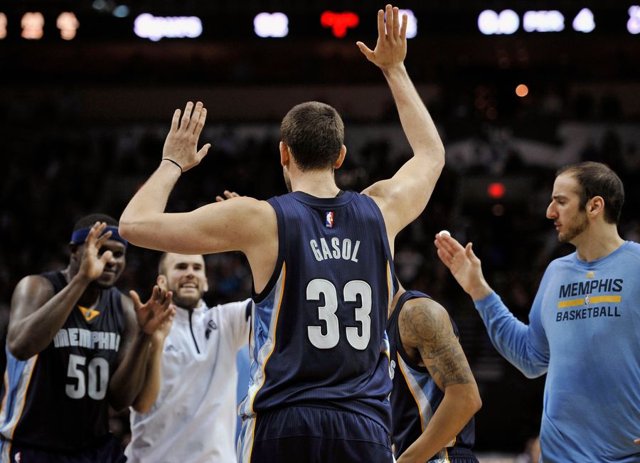 There Were A Lot Of Buzzer Beaters In the NBA Tonight