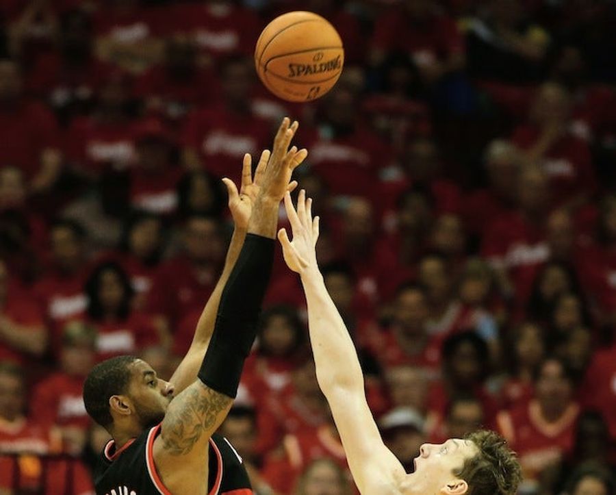 LaMarcus Aldridge And His Jumper Are Here To Torment