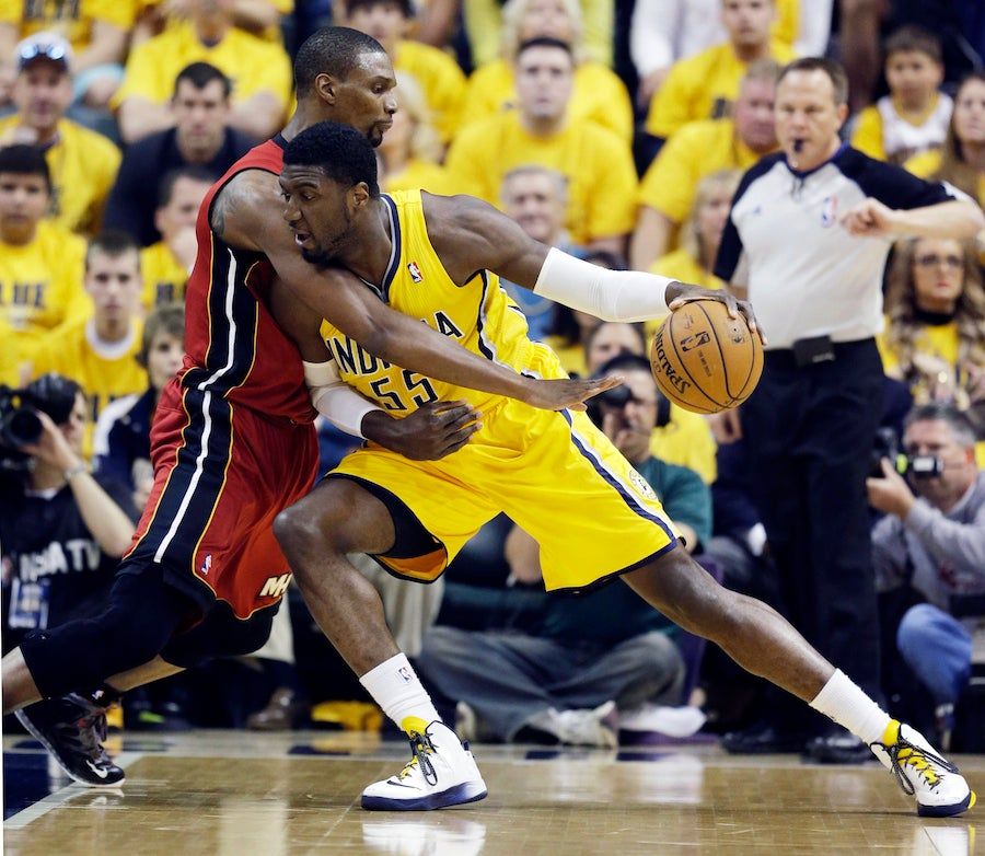 Did Mike Epps Boast About Being At Heat-Pacers Today With An Old Photo?