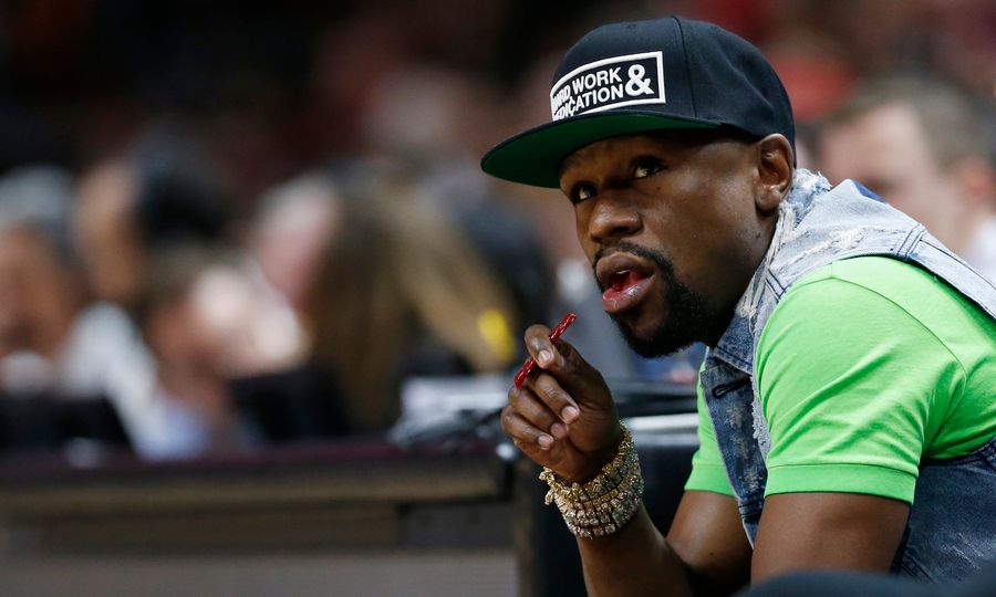 Floyd Mayweather Changes His Mind About Fighting Japanese Kickboxing Phenom