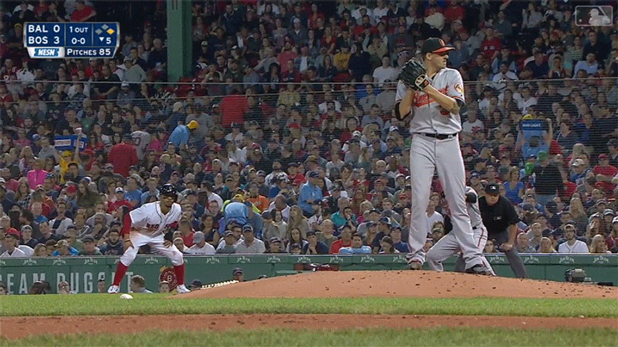 Mookie Betts Played Kevin Gausman For A Fool