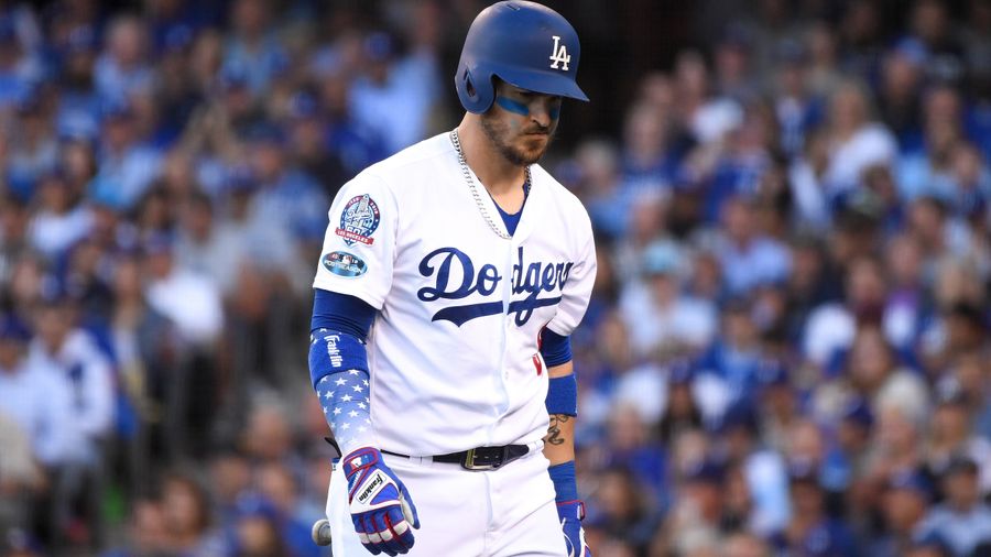 The Dodgers Are Pulling The Plug On Yasmani Grandal After Nightmarish Game 3