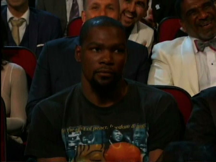 Peyton Manning Mocks Kevin Durant And Russell Westbrook For Your Enjoyment