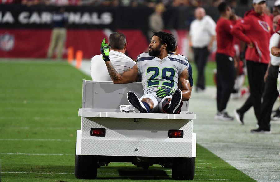 Earl Thomas Is Why Le&#39;Veon Bell Holds Out