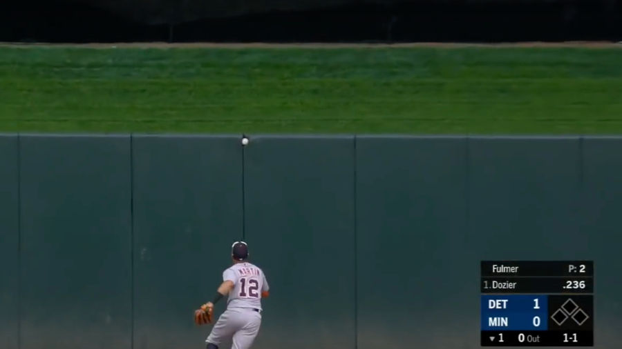 Brian Dozier Got A Ball Stuck In The Outfield Wall