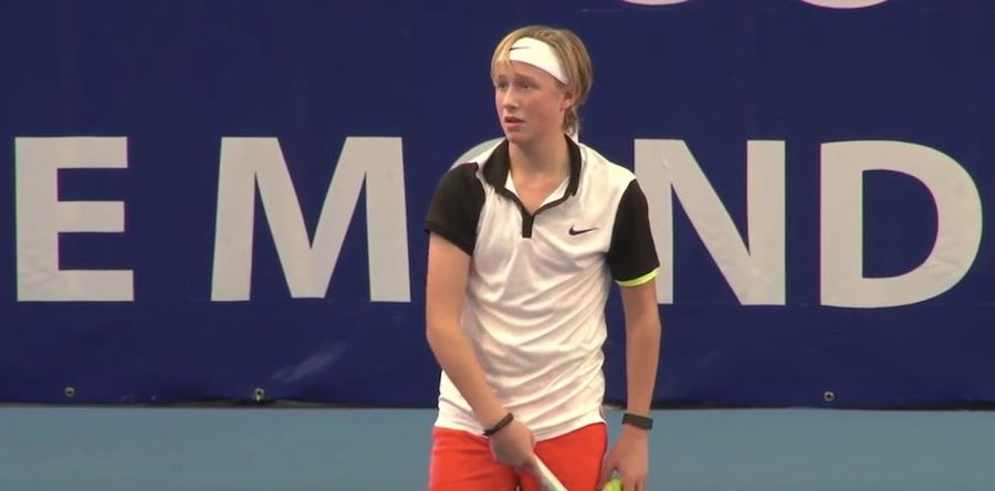 Bjorn Borg's Teen Son Loves Tennis And Roasting His Father<em></em>